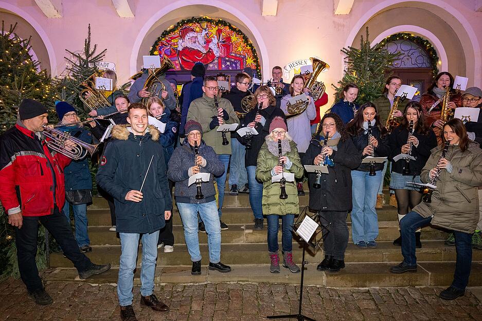 Der  Weihnachtsmarkt Bad Wimpfen wurde am Freitagabend eröffnet.