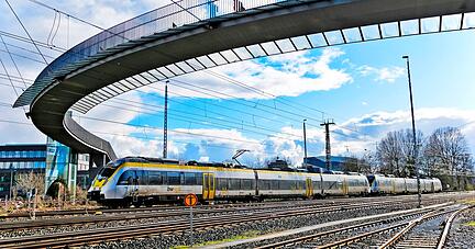 Züge von Abellio fahren seit Mitte 2019 auf baden-württembergischen Gleisen. Es sind auch zwei Linien dabei, die durch Heilbronn führen.
Foto: Archiv/Mugler
