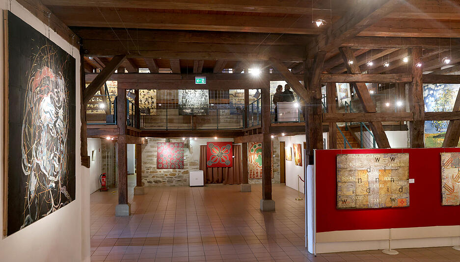 Die Ausstellung „Wildes Paradies“ verbindet australische Kunst mit europäischer Geschichte.