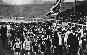 Jetzt geht´s los: Zur Eröffnung der Olympischen Spiele 1908 in London ziehen die insgesamt 1500 Teilnehmer in die Wettkampfarena ein. Foto: dpa Jetzt geht´s los: Zur Eröffnung der Olympischen Spiele 1908 in London ziehen die insgesamt 1500 Teilnehmer in die Wettkampfarena ein. Foto: dpa