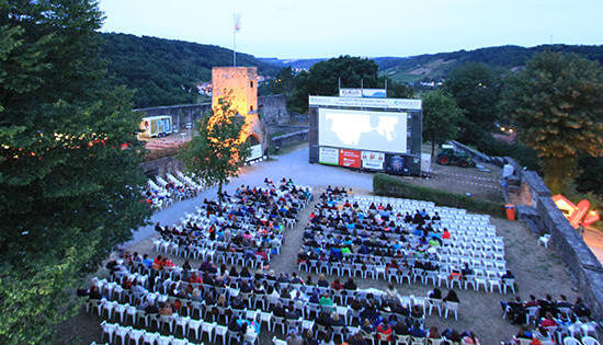 Kino-Highlights im reizvolle Ambiente der Ruine - das gibt es ab Dienstag in Forchtenberg. Foto: Archiv/privat Kino-Highlights im reizvolle Ambiente der Ruine - das gibt es ab Dienstag in Forchtenberg. Foto: Archiv/privat