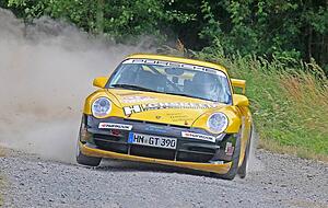 Der größte Coup gelingt Noller gemeinsam mit Beifahrer Stefan Kopczyk in einem handgeschalteten Porsche 996: Der Gesamtsieg in der DRM bei der Sachsen-Rallye. Der größte Coup gelingt Noller gemeinsam mit Beifahrer Stefan Kopczyk in einem handgeschalteten Porsche 996: Der Gesamtsieg in der DRM bei der Sachsen-Rallye.