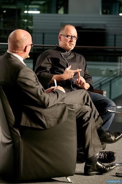 Insektenkoch Frank Ochmann im Audi-Forum Neckarsulm.