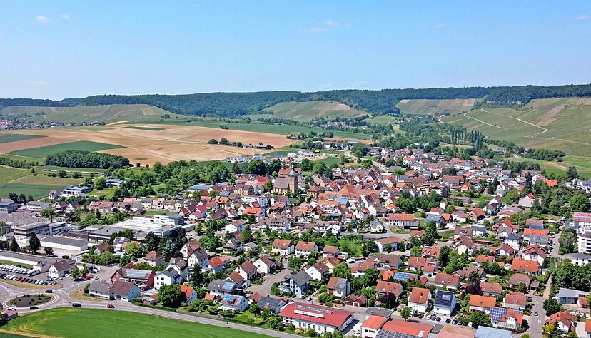 Am 17. September ist Bürgermeisterwahl in Eberstadt. Nach den jüngsten Ereignissen ist ihr Aufmerksamkeit gewiss.
Foto: Ralf Seidel Am 17. September ist Bürgermeisterwahl in Eberstadt. Nach den jüngsten Ereignissen ist ihr Aufmerksamkeit gewiss.
Foto: Ralf Seidel