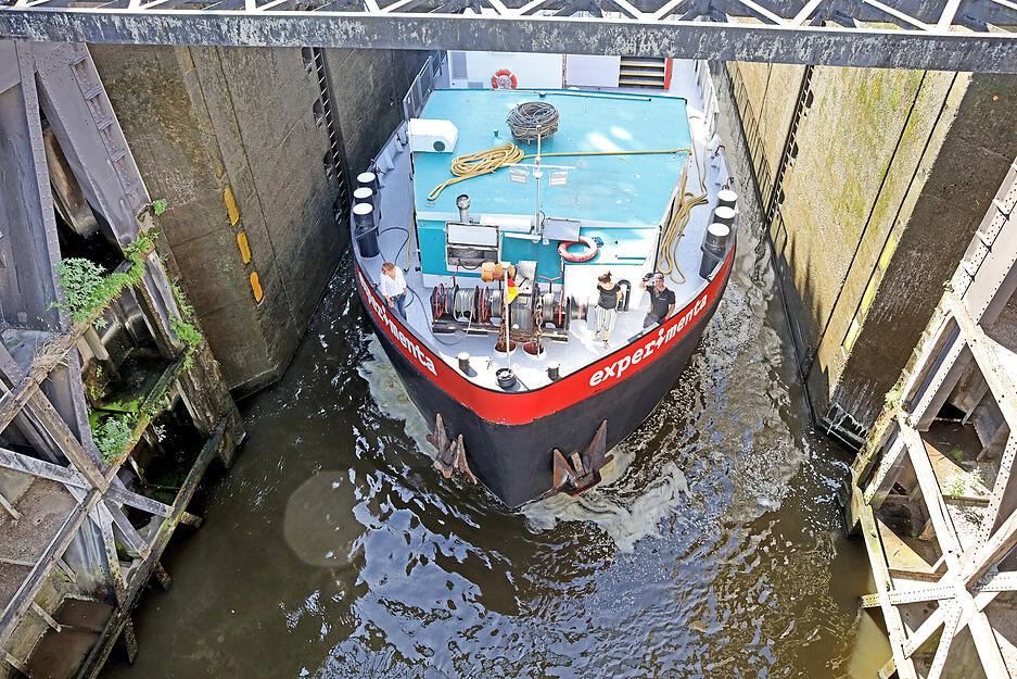 MS Experimenta legt ab für Süddeutschlandtour