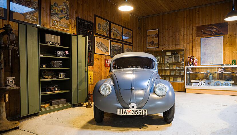 In Traugott Grundmanns Ausstellung hat das Auto einen besonderen Platz. In Traugott Grundmanns Ausstellung hat das Auto einen besonderen Platz.