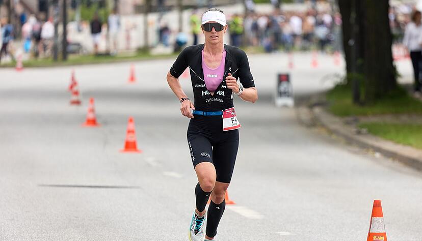 Anne Reischmann ging in der 13. Schwangerschaftswoche auf Hawaii an den Start. Anne Reischmann ging in der 13. Schwangerschaftswoche auf Hawaii an den Start.