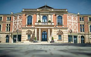 Das Bayreuther Festspielhaus gilt als eines der Opernhäuser mit der weltweit besten Akustik.