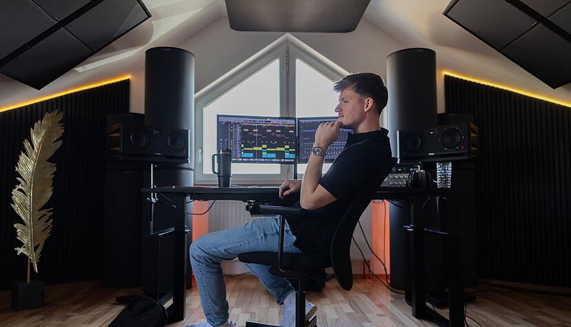 Julian Sommer genießt die Stille der Vulkaneifel. Julian Sommer genießt die Stille der Vulkaneifel.