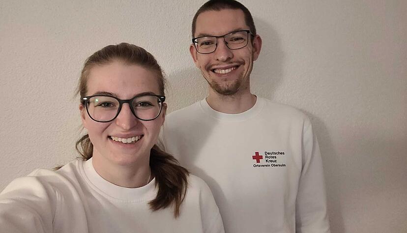 Tobias Wenzel und Cassandra Schultz vom DRK Obersulm waren als Ersthelfer eingeteilt und waren Teil des Reanimations-Teams.