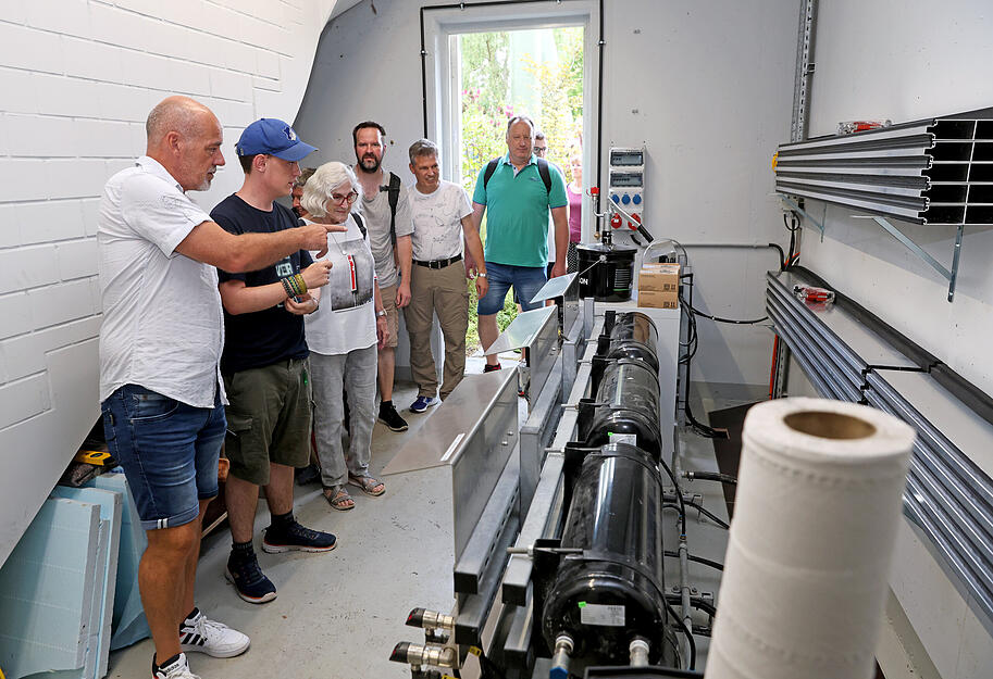 Im Erlebnispark Tripsdrill in Cleebronn bekamen die Stimme-Leser exklusive Einblicke und Informationen zum Ablauf hinter den Kulissen. Im Erlebnispark Tripsdrill in Cleebronn bekamen die Stimme-Leser exklusive Einblicke und Informationen zum Ablauf hinter den Kulissen.