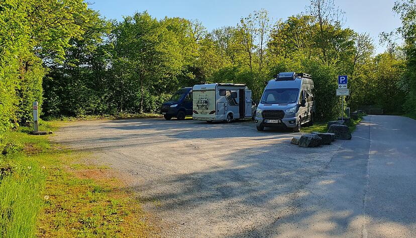 Soll dank eines gültigen Bebauungsplans bald ausreichend Platz für Campingfreunde bekommen: der Wohnmobilstellplatz an der Ehmetsklinge.