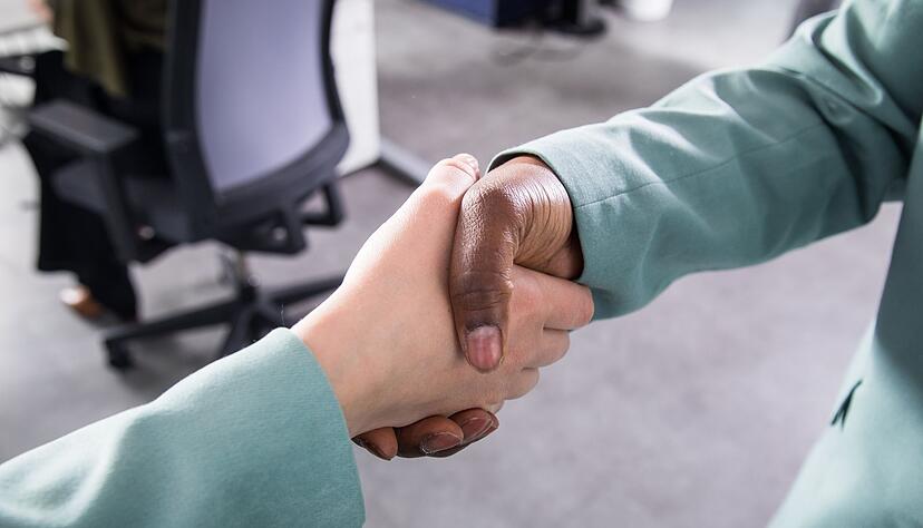 In einem befristeten Arbeitsverhältnis gibt es keinen prozentualen Regelwert für die Probezeit. In einem befristeten Arbeitsverhältnis gibt es keinen prozentualen Regelwert für die Probezeit.