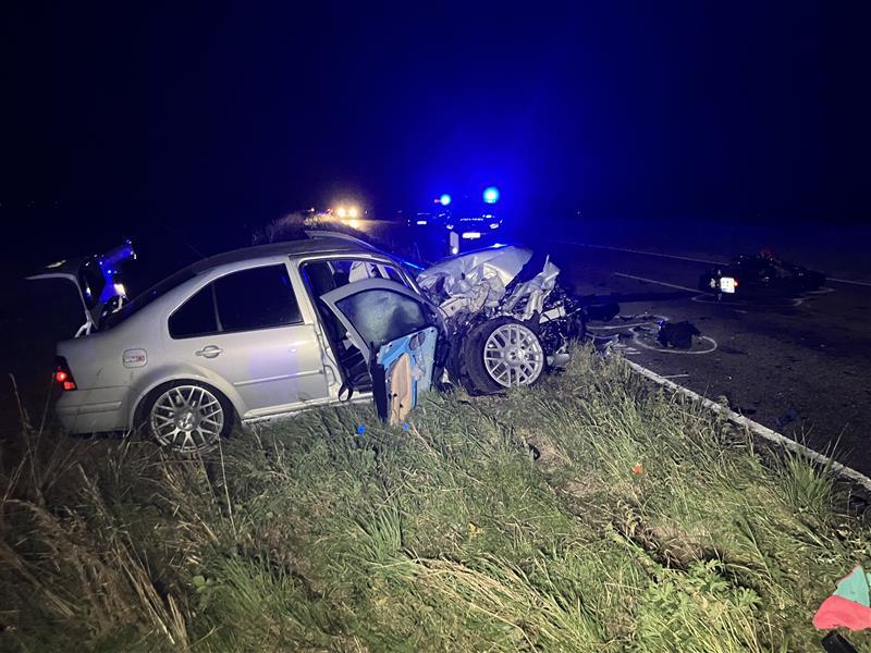 Zur gleichen Zeit soll ein 19-Jähriger mit seinem VW versucht haben, ein vorausfahrendes Fahrzeug zu überholen.