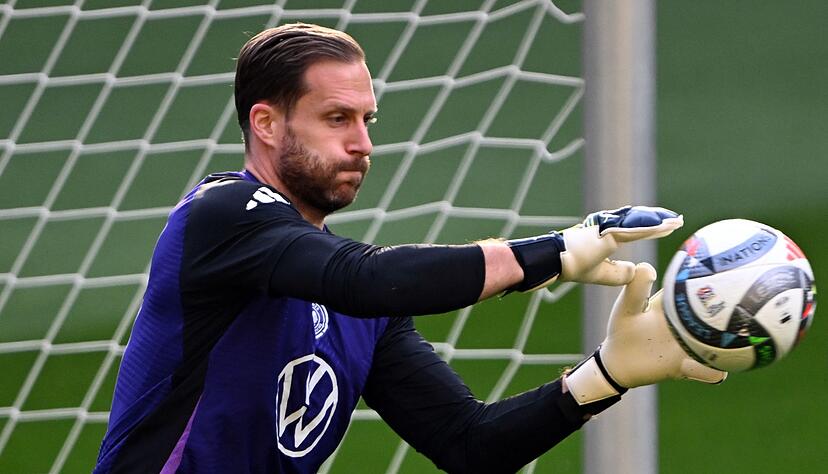 Aktuell ist Oliver Baumann der erste Ballf&auml;nger der Nation.