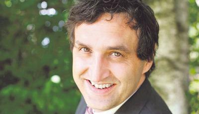 Derzeit steht sein Schreibtisch noch im Weinsberger Rathaus. Dort leitet Klaus Zenth den Bereich &ouml;ffentliche Ordnung. Jetzt wurde er zum B&uuml;rgermeister in Abstatt gew&auml;hlt. Foto: privat