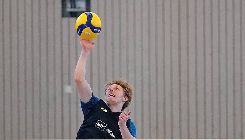 Hinter Außenangreifer Immanuel Schlimm und der SG Sportschule Waldenburg liegt eine gute Vorbereitung. Nun wartet zum Saisonauftakt der SV Fellbach II.