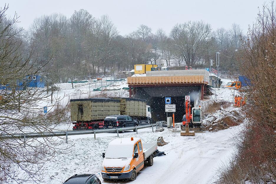 29. Januar: Der Schemelsbergtunnel zwischen Heilbronn und Weinsberg erh&auml;lt die neueste Sicherheitstechnik.