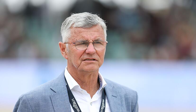 Bundestrainer Otto Becker betreut das deutsche Team bei der EM.
