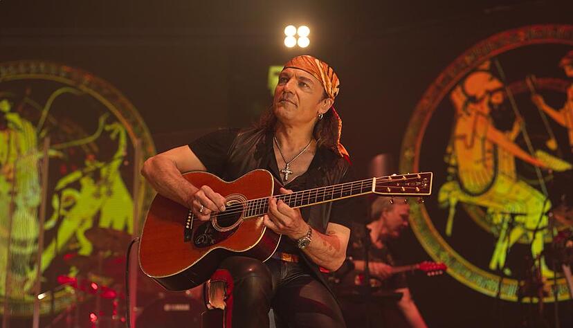 Scorpions unplugged in der Hanns-Martin-Schleyer-Halle