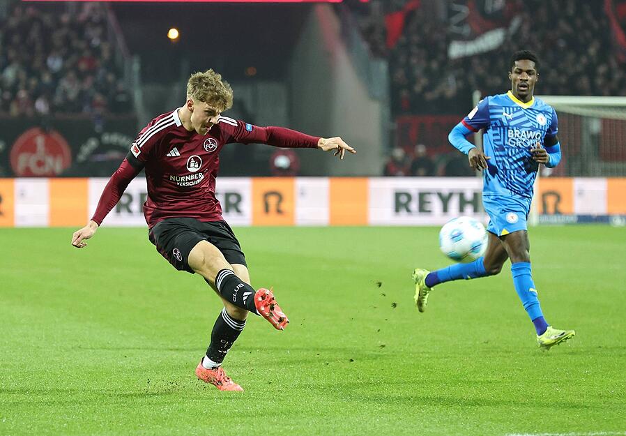 Beim 1. FC Nürnberg stand Jeltsch in der aktuellen Saison 18-mal in der zweiten Liga auf dem Rasen.