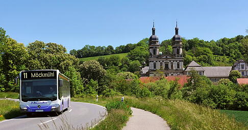m Hohenlohekreis gibt es drei erweiterte Regiobuslinien. Die mit der Nummer 11 bindet D&ouml;rzbach an die Frankenbahn in M&ouml;ckm&uuml;hl an.