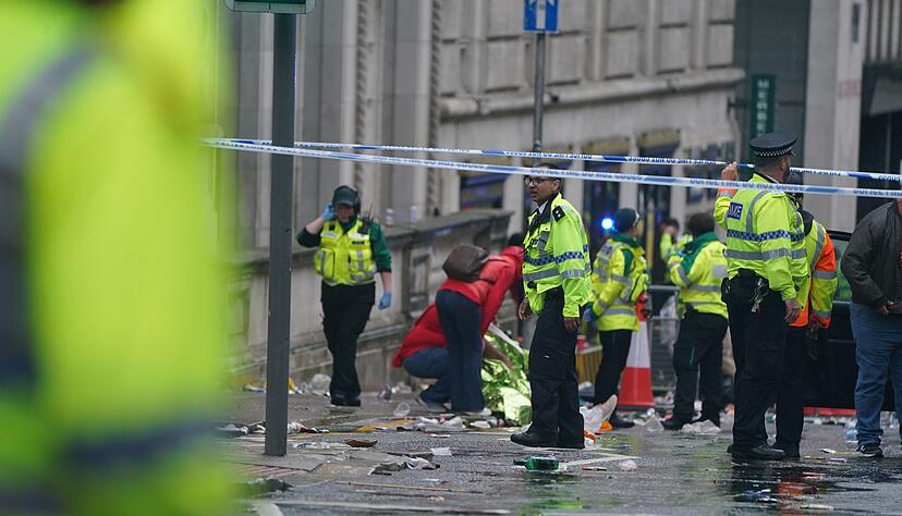 In Liverpool sind etliche Polizei- und Rettungskr&auml;fte im Einsatz.