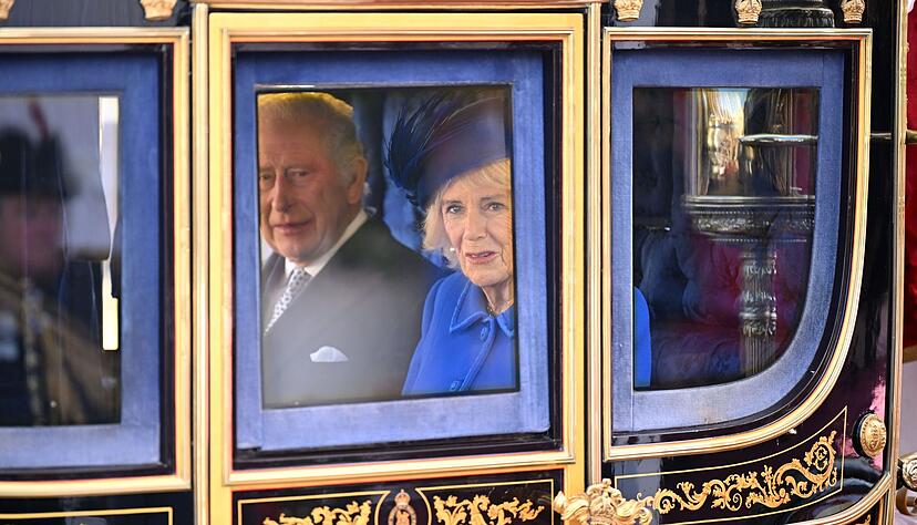 Exakt 33 Minuten soll die Kutschfahrt von der Westminster Abbey bis zum Buckingham-Palast dauern. Exakt 33 Minuten soll die Kutschfahrt von der Westminster Abbey bis zum Buckingham-Palast dauern.