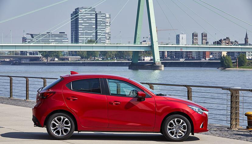 Sch&ouml;n gestaltet? Das ist wie immer Geschmackssache, wie der kleine gebrauchte Mazda2 bei der HU abschneidet, l&auml;sst sich eindeutiger festlegen.