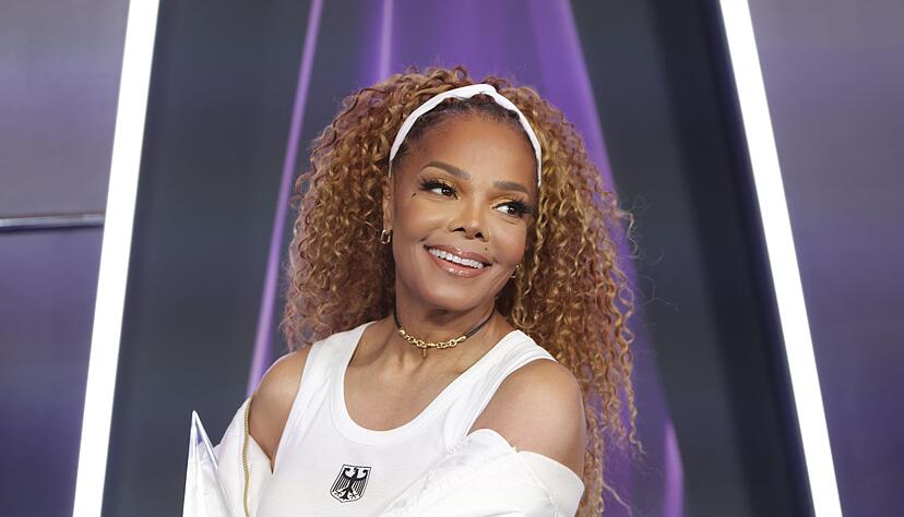 Janet Jackson trug den Bundesadler auf ihrem Top.