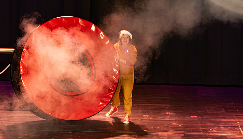 Genau richtig f&uuml;r alle, die Physik nicht nur verstehen, sondern erleben wollen: die neue Show "SpektakulAIR" im Science Dome der experimenta Heilbronn.