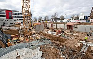 Derzeit entsteht die Tiefgarage für den Vega 3-Neubau im Schwabenhof. Fertigstellung des 12,5 Millionen-Euro-Projekts soll Ende 2023 sein.
Foto: Andreas Veigel