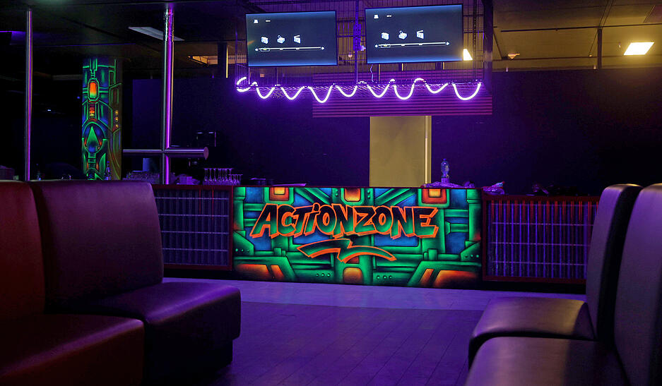 Hier entstehen Angebote wie Bowling, Minigolf und weitere Spielstationen.