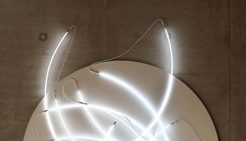 „Lunatique neonly 16 quarts de cercle n°2“, 2001. „Lunatique neonly 16 quarts de cercle n°2“, 2001.