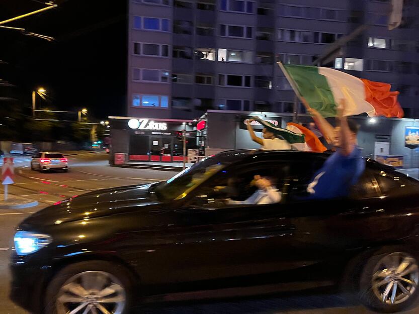 Es wurde viel gehupt auf der Autokorso-Strecke in Heilbronn. Es wurde viel gehupt auf der Autokorso-Strecke in Heilbronn.