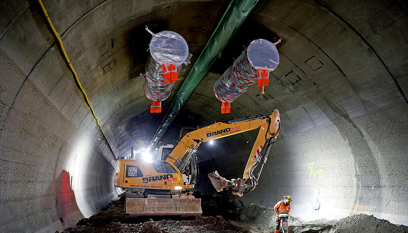 Zwei Jahre lang wird der Schemelsbergtunnel, in dem die B39 zwischen Heilbronn und dem Weinsberger Tal verläuft, zur Großbaustelle.