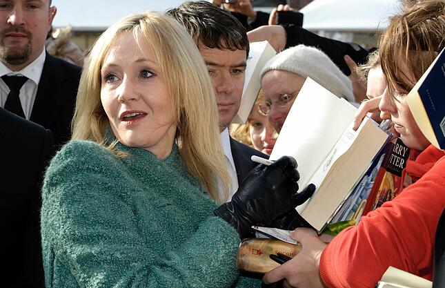 Joanne K Rowling
