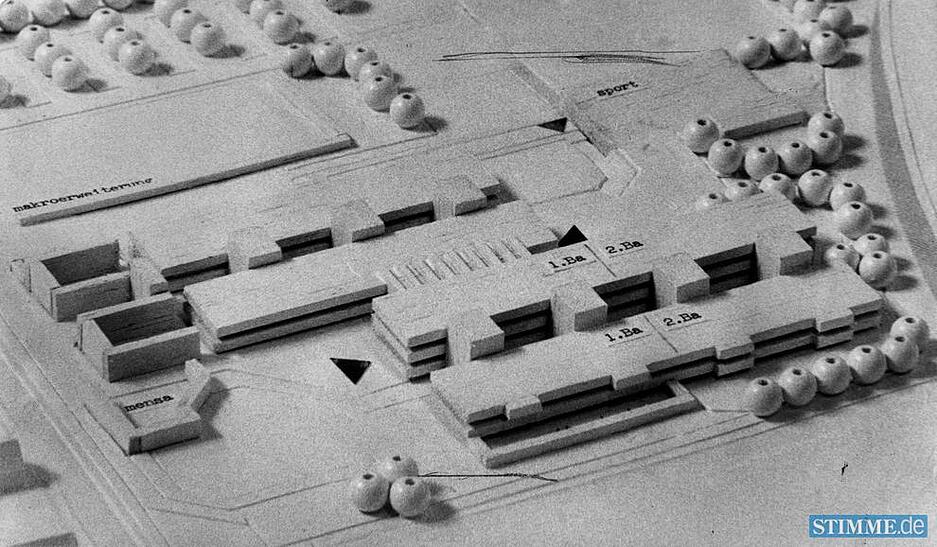 05.12.1972: So sieht der Siegerentwurf f&uuml;r das geplante Berufsschulzentrum des Landkreises Heilbronn in B&ouml;ckingen aus.