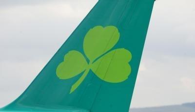 Aer Lingus hatte im Wettbewerb mit Billigfliegern wie Ryanair die Preise senken müssen.