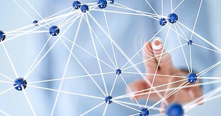 In virtuellen Modellen kann eine Vernetzung perfekt dargestellt werden. Im echten Leben hängt die Entwicklung eines Ökosystems von vielen Faktoren, persönlichen Befindlichkeiten und Impulsen Einzelner ab.
Foto: vegefox.com/stock.adobee.com