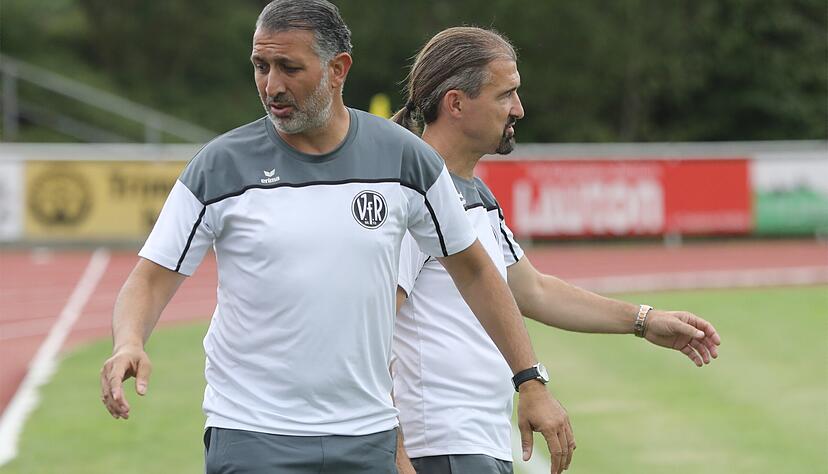 Klubchef Onur Celik (links) und Teammanager Zdenko Juric wollen mit dem VfR Heilbronn die Erfolgsserie gegen die Sportfreunde Schwäbisch Hall weiter ausbauen.