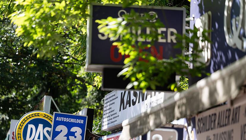 Mehrere B&uuml;rgermeister von Mittelst&auml;dten fordern eigene Autokennzeichen.