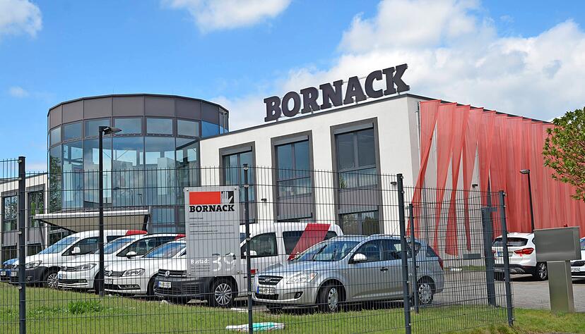 Weltmarktführer in Sachen Sicherungstechnik &minus; wer irgendwo an einem Kletterseil hängt, tut dies mit hoher Wahrscheinlichkeit an einem der Firma Bornack.
