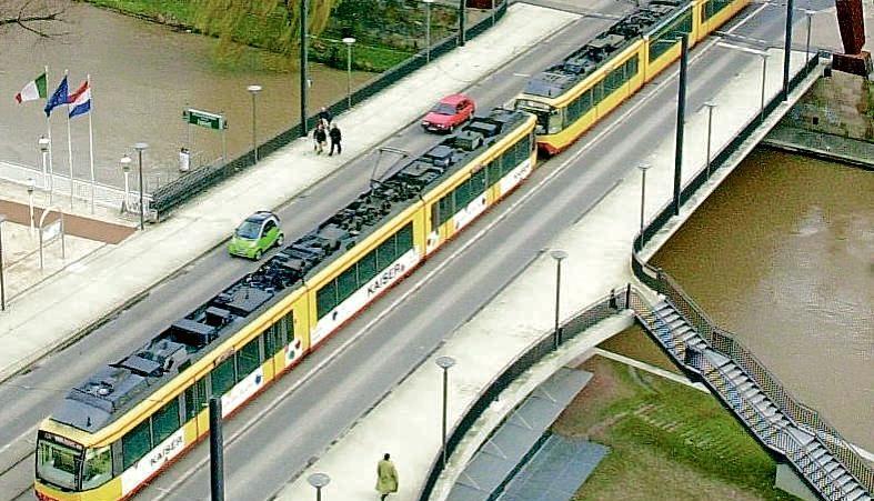 Die Friedrich-Ebert-Brücke wird in den Sommerferien für den Stadtbahnverkehr gesperrt. Es müssen Verschleißteile ausgetauscht werden.Foto: Archiv/Scheffler Die Friedrich-Ebert-Brücke wird in den Sommerferien für den Stadtbahnverkehr gesperrt. Es müssen Verschleißteile ausgetauscht werden.Foto: Archiv/Scheffler