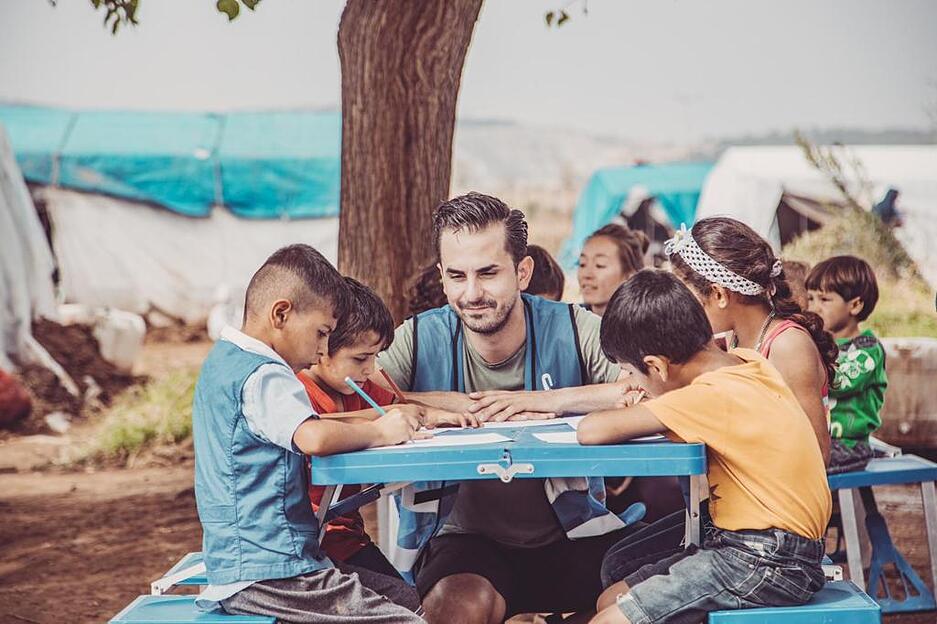 Serkan Eren bei einem Hilfseinsatz in der Türkei.