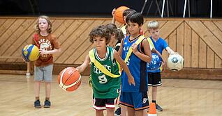 Ob das der Beginn einer großen Basketball-Karriere in der NBA ist?
Foto: Veigel Ob das der Beginn einer großen Basketball-Karriere in der NBA ist?
Foto: Veigel