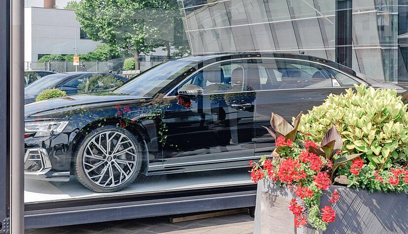 ...  und der Audi A8 L Horch, den es nur in China zu kaufen gibt.