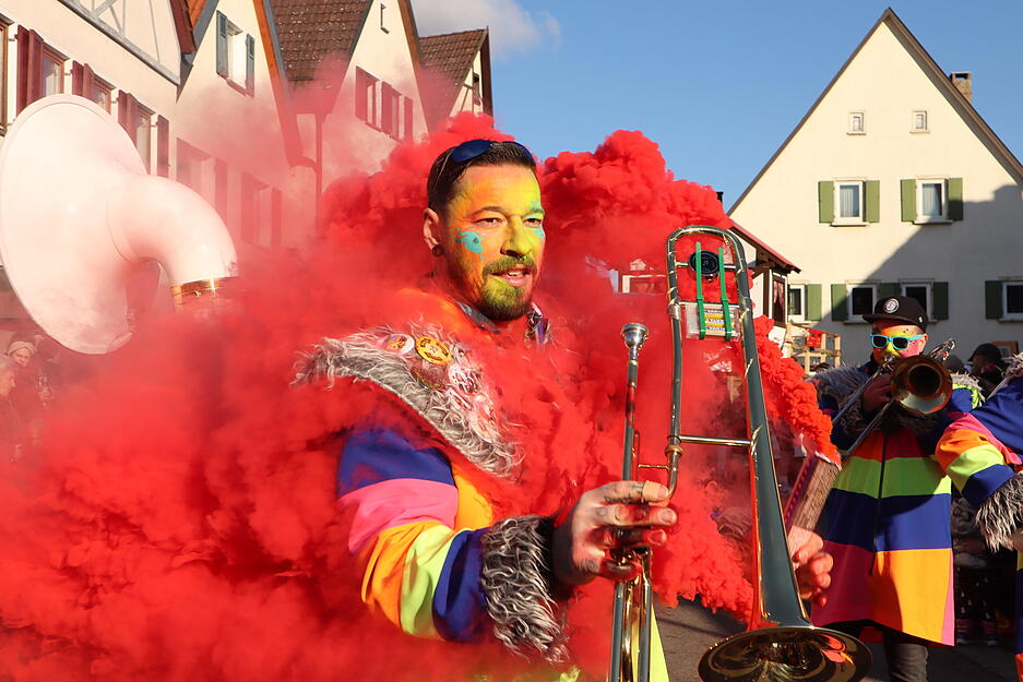 Beim Umzug des Mulfinger Tauben- und Geflügelmarkts traten auch in diesem Jahr zahlreiche Faschingsgruppen auf.