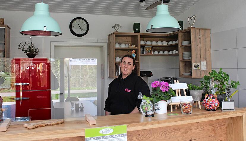 Ende eines Traums: Gastronomin Michaela Strohmeier hat in das Elsenzer Seehaus nach eigenen Angaben 70?000 Euro investiert.
Foto: Jörg Kühl