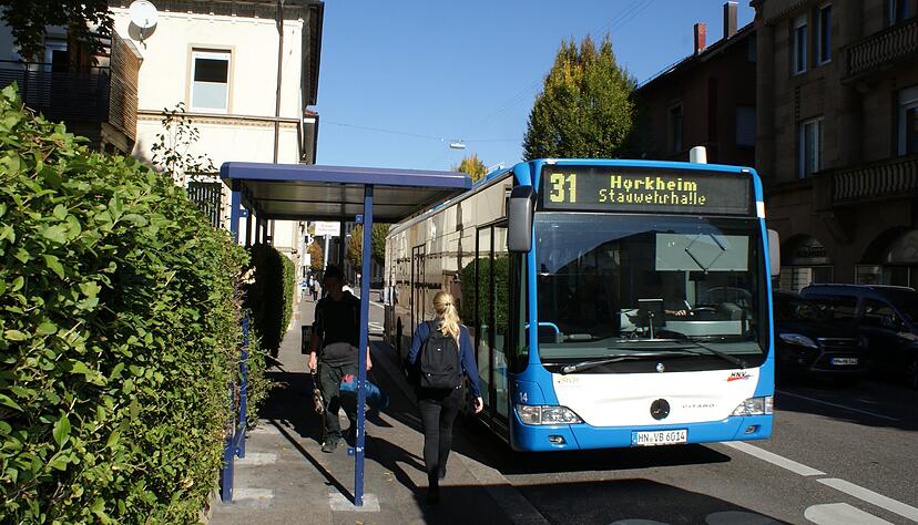 Der Stadtbus der Linie 31 verkehrt zwischen der Heilbronner Innenstadt und Horkheim und st&ouml;&szlig;t dabei oft an seine Kapazit&auml;tsgrenze.